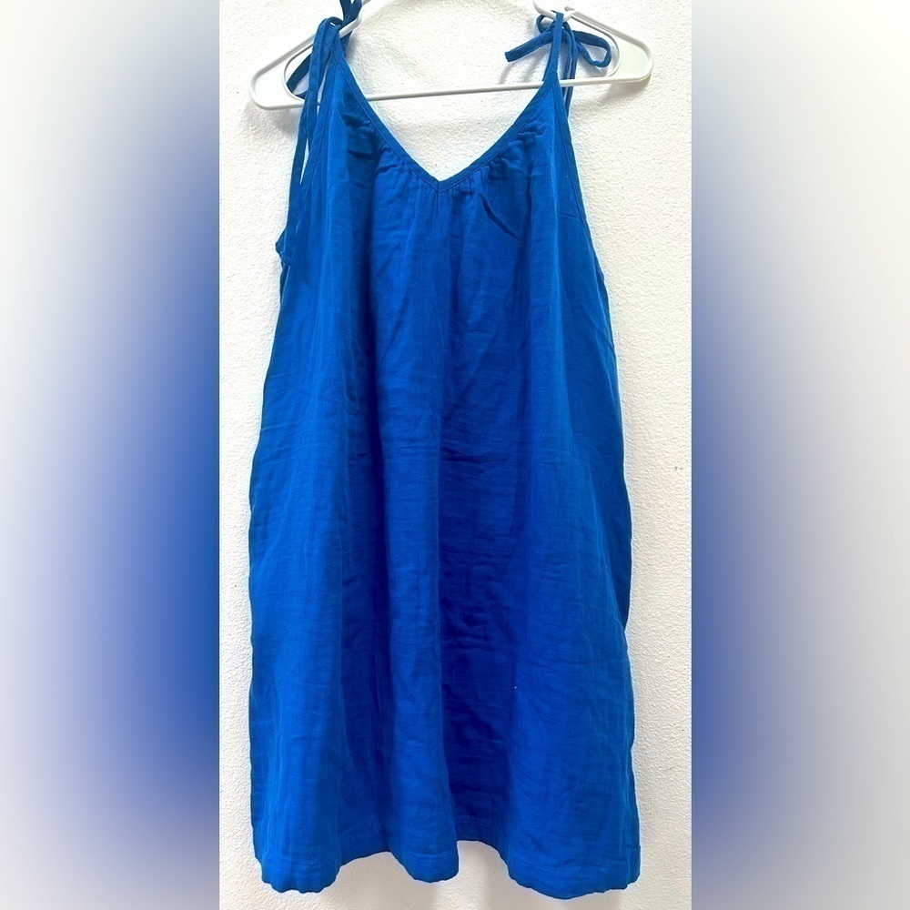 Sleeveless swing dress